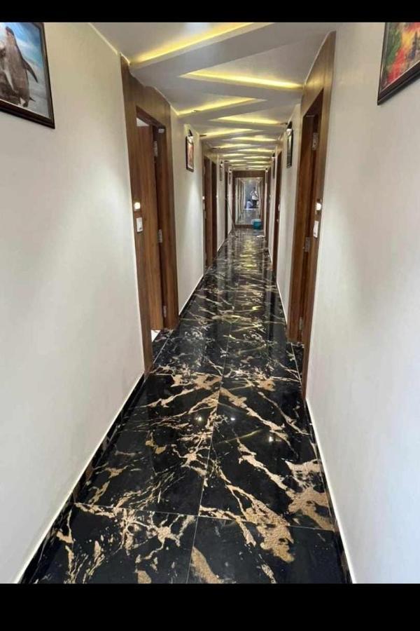Hotel Paramount Villa Gandhinagar Ngoại thất bức ảnh