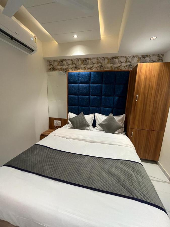 Hotel Paramount Villa Gandhinagar Ngoại thất bức ảnh