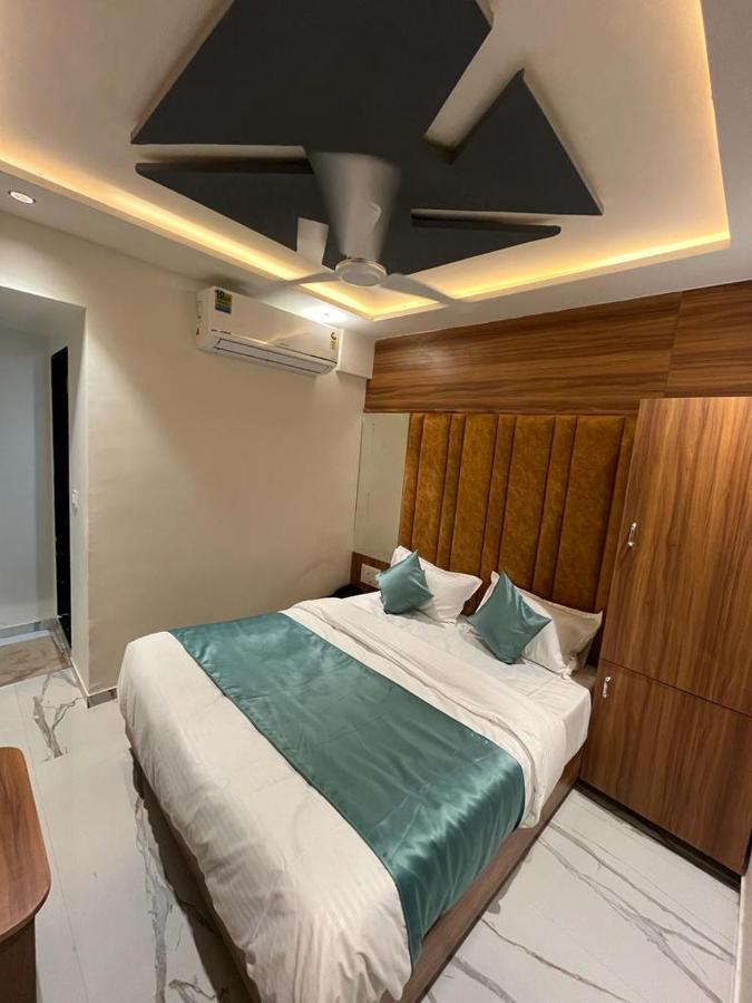 Hotel Paramount Villa Gandhinagar Ngoại thất bức ảnh