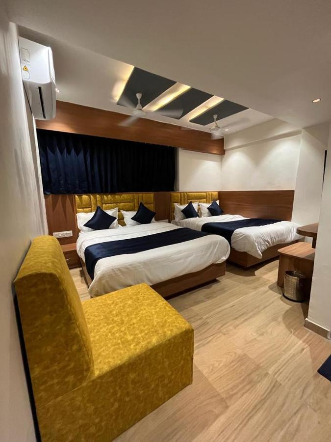 Hotel Paramount Villa Gandhinagar Ngoại thất bức ảnh